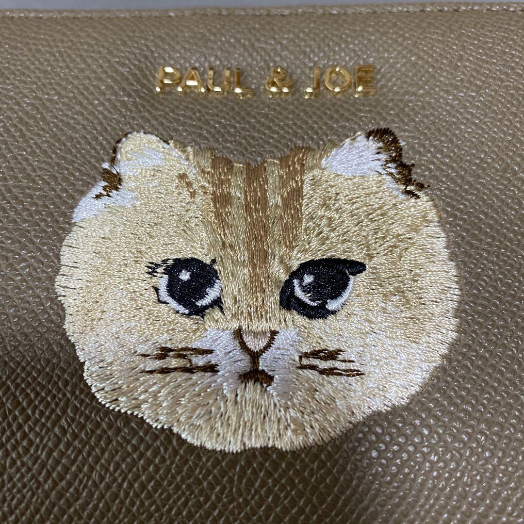 PAUL & JOE 猫刺繍 二つ折り財布