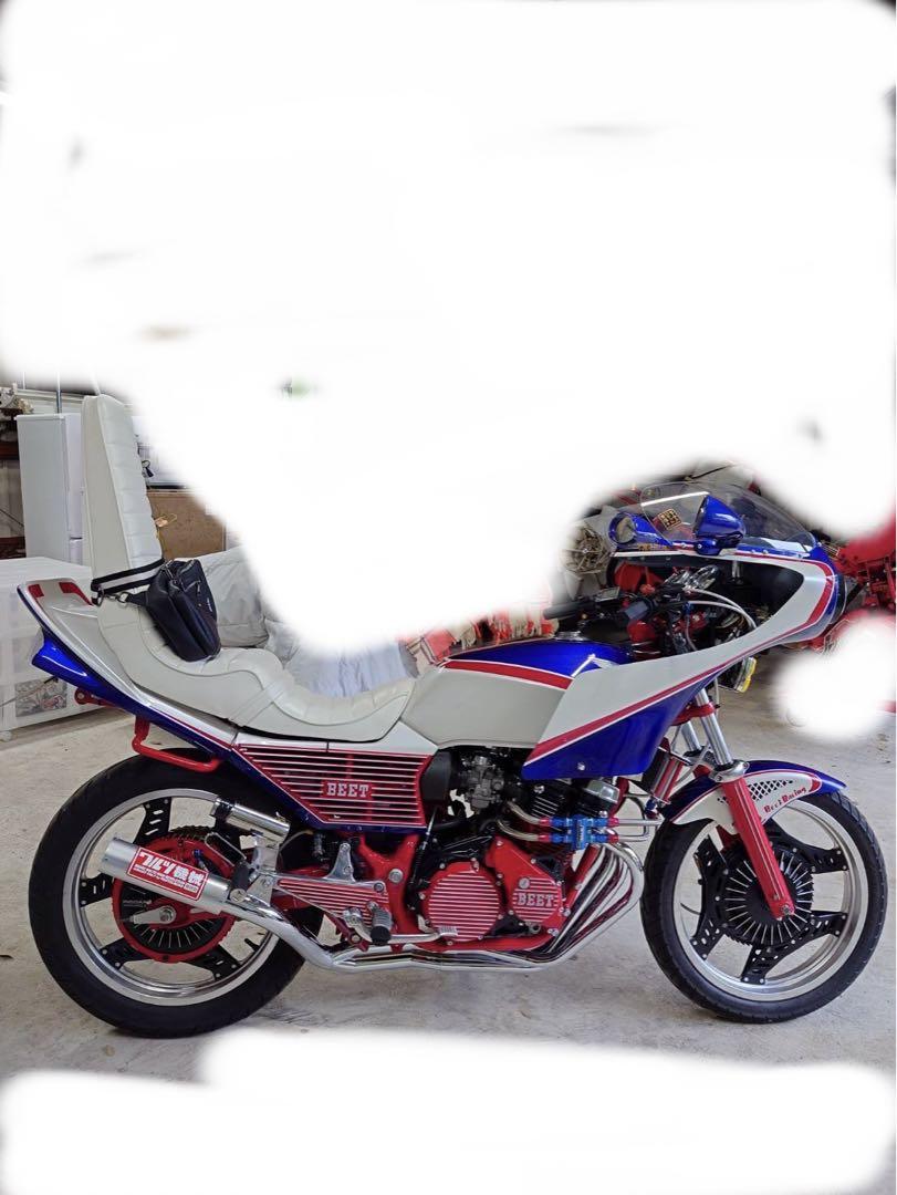 CBX400F