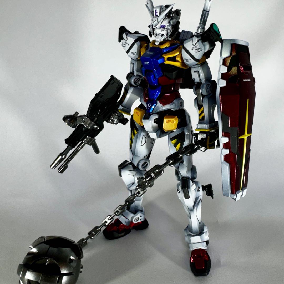 白いガンダム カラー HG 赤いガンダム 塗装済み 完成品 ガンプラ