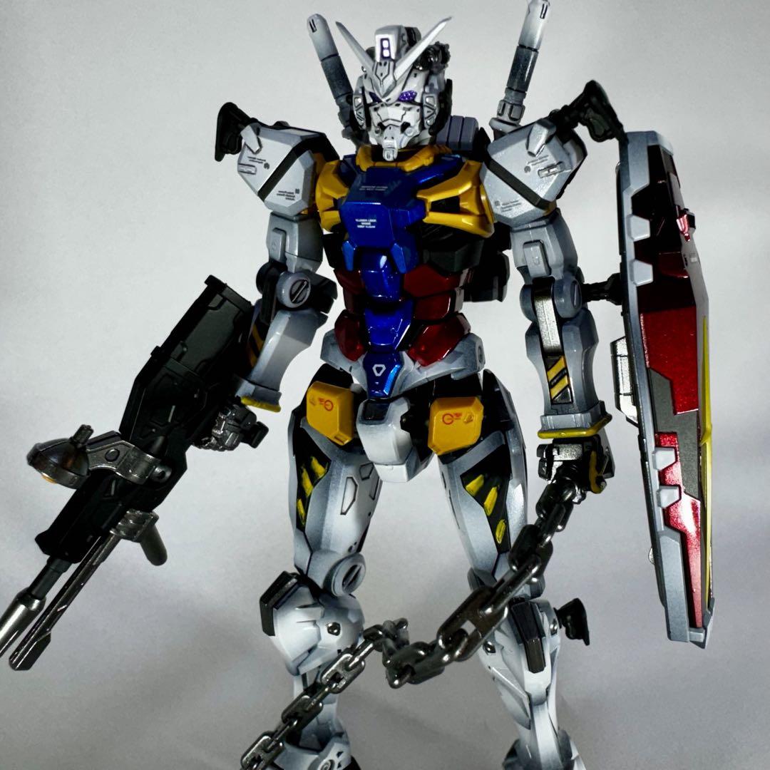 白いガンダム カラー HG 赤いガンダム 塗装済み 完成品 ガンプラ
