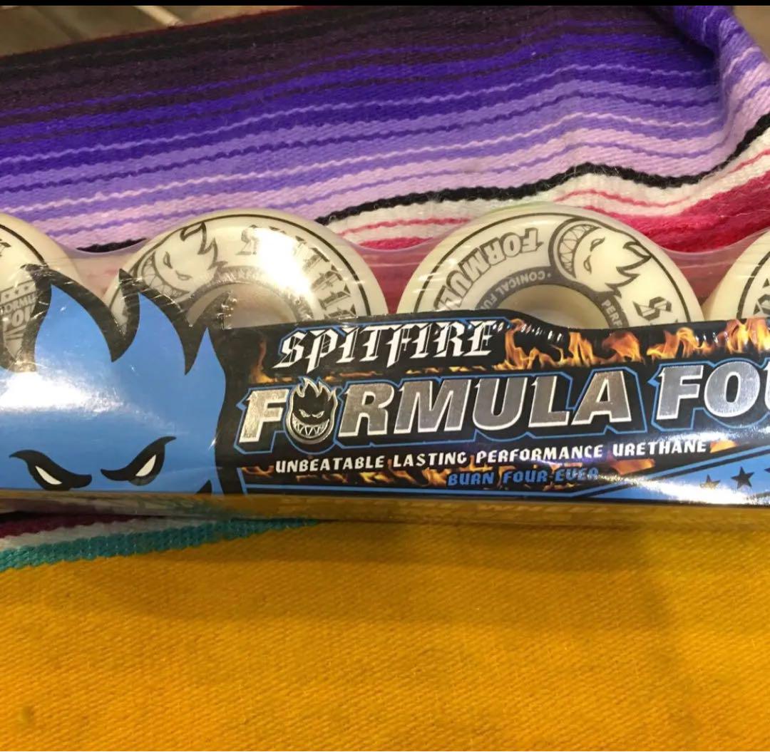 スピットファイヤー　ウィール  58m コニカルフル99duro
