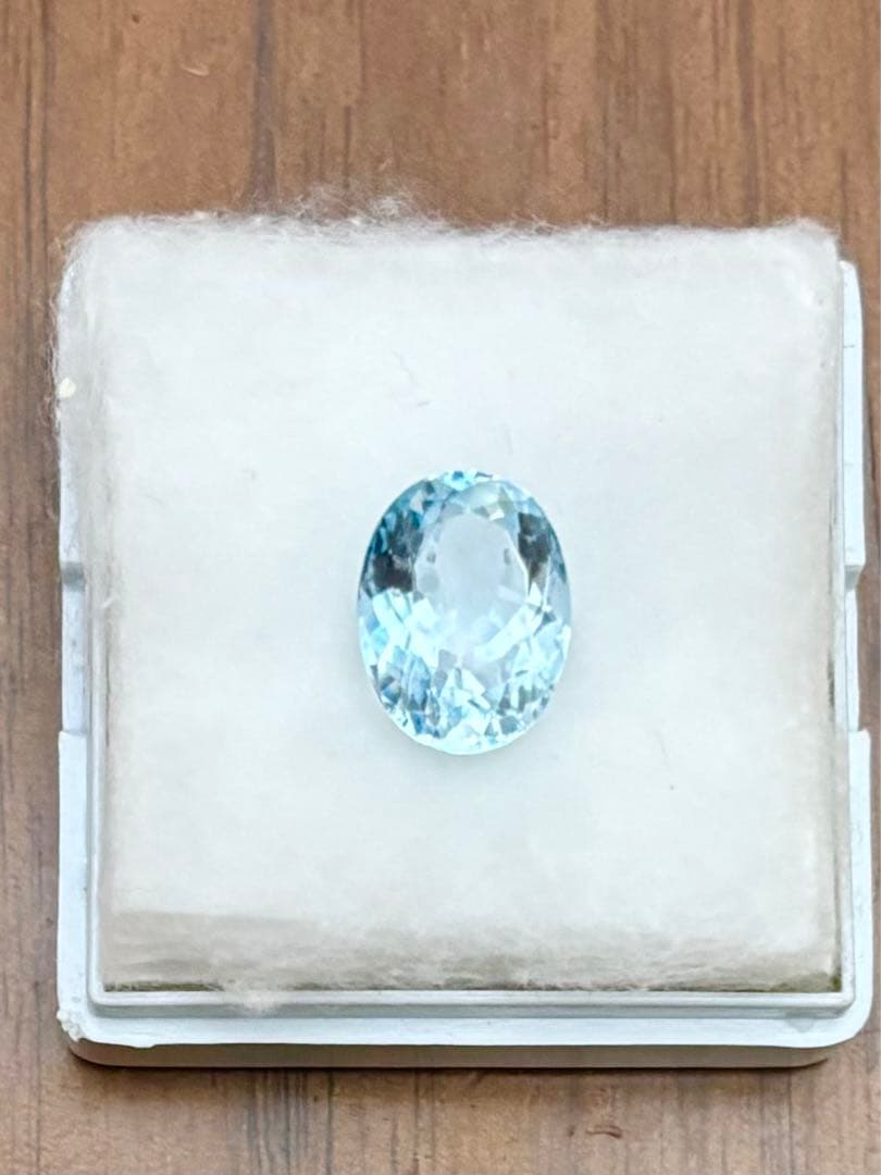 大粒で濃い色のブラジル産アクアマリン6.50ct