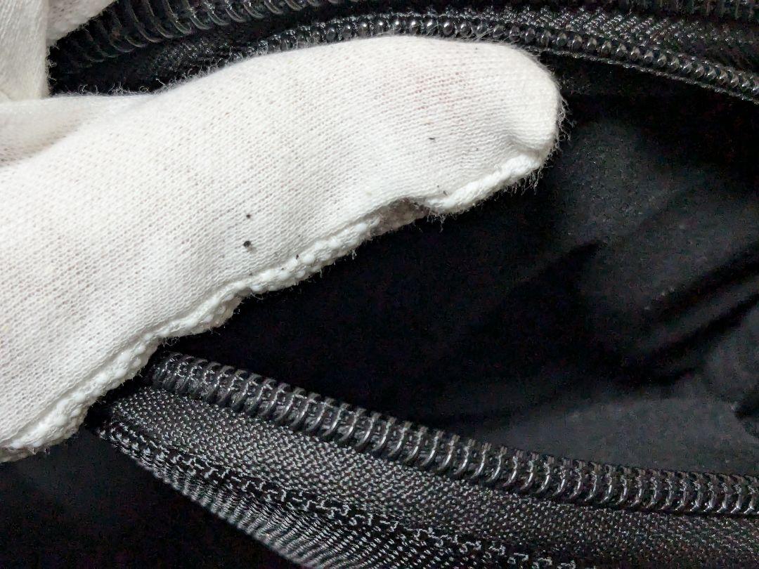 最終値下げ　【美品】TUMI 　スリングボディバッグ