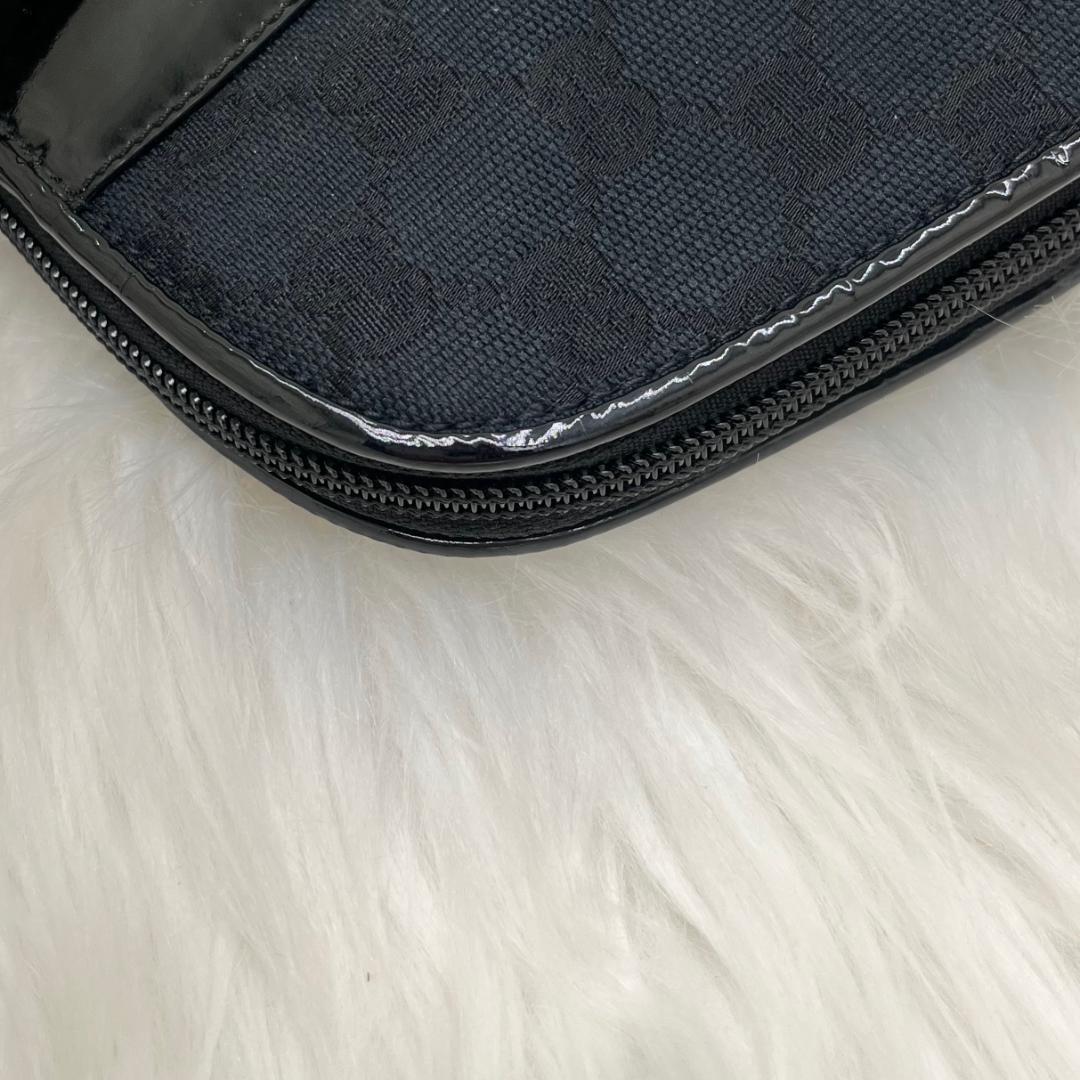 未使用級✨グッチ　GUCCI トートバッグ　ブラック　エナメル