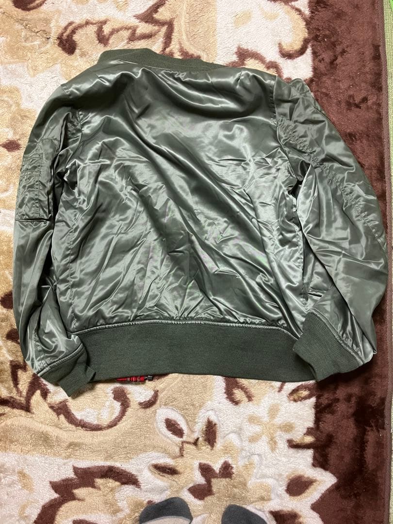 ネバートラスト NEVER TRUST MA-1