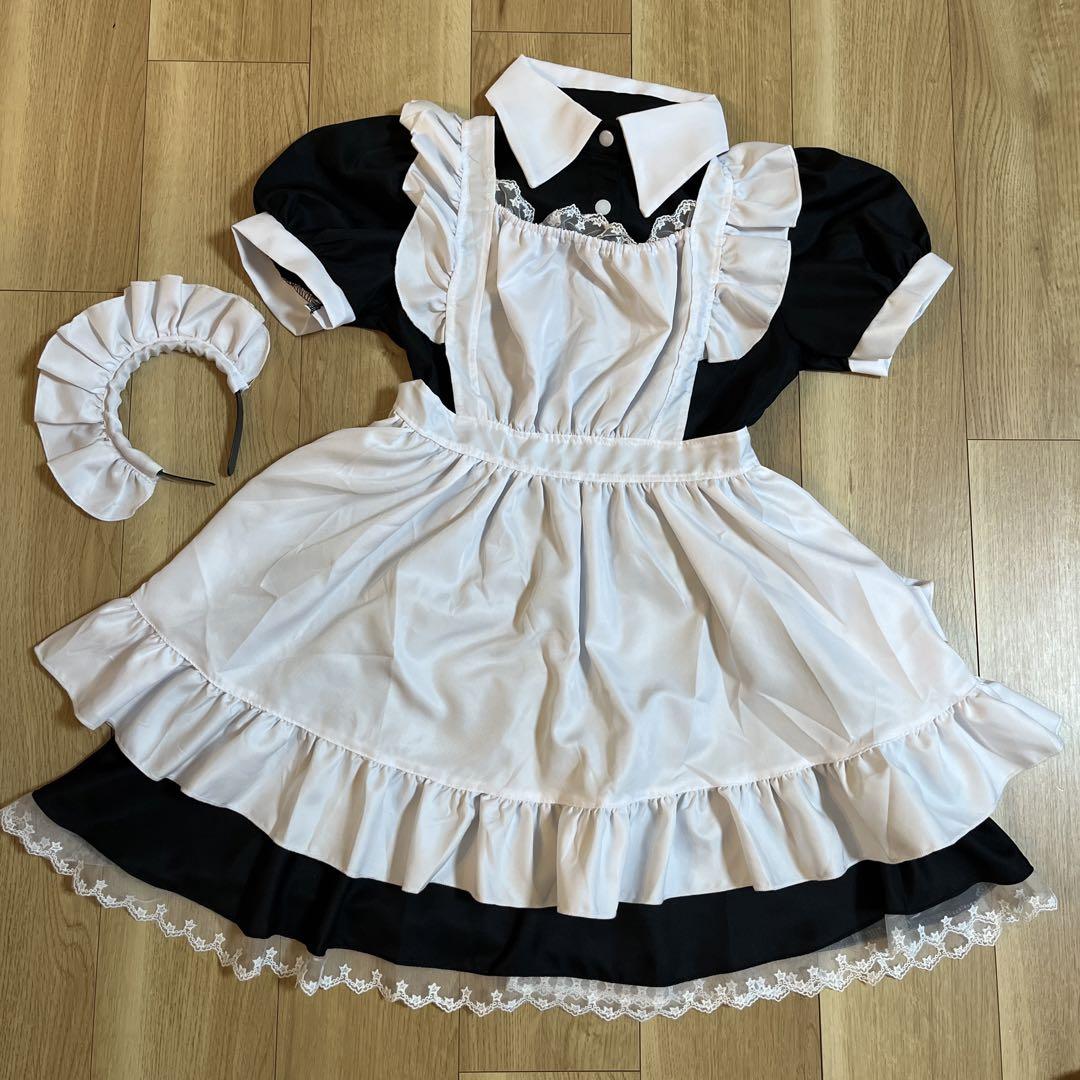 メイド服 黒と白 フリル付き サイズS