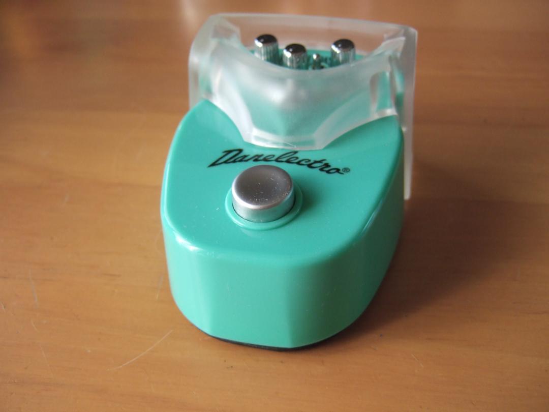 Danelectro ダンエレクトロ ファズ French Toast Danelectro French Toast ー 戦慄、格安オクターヴ・ファズ