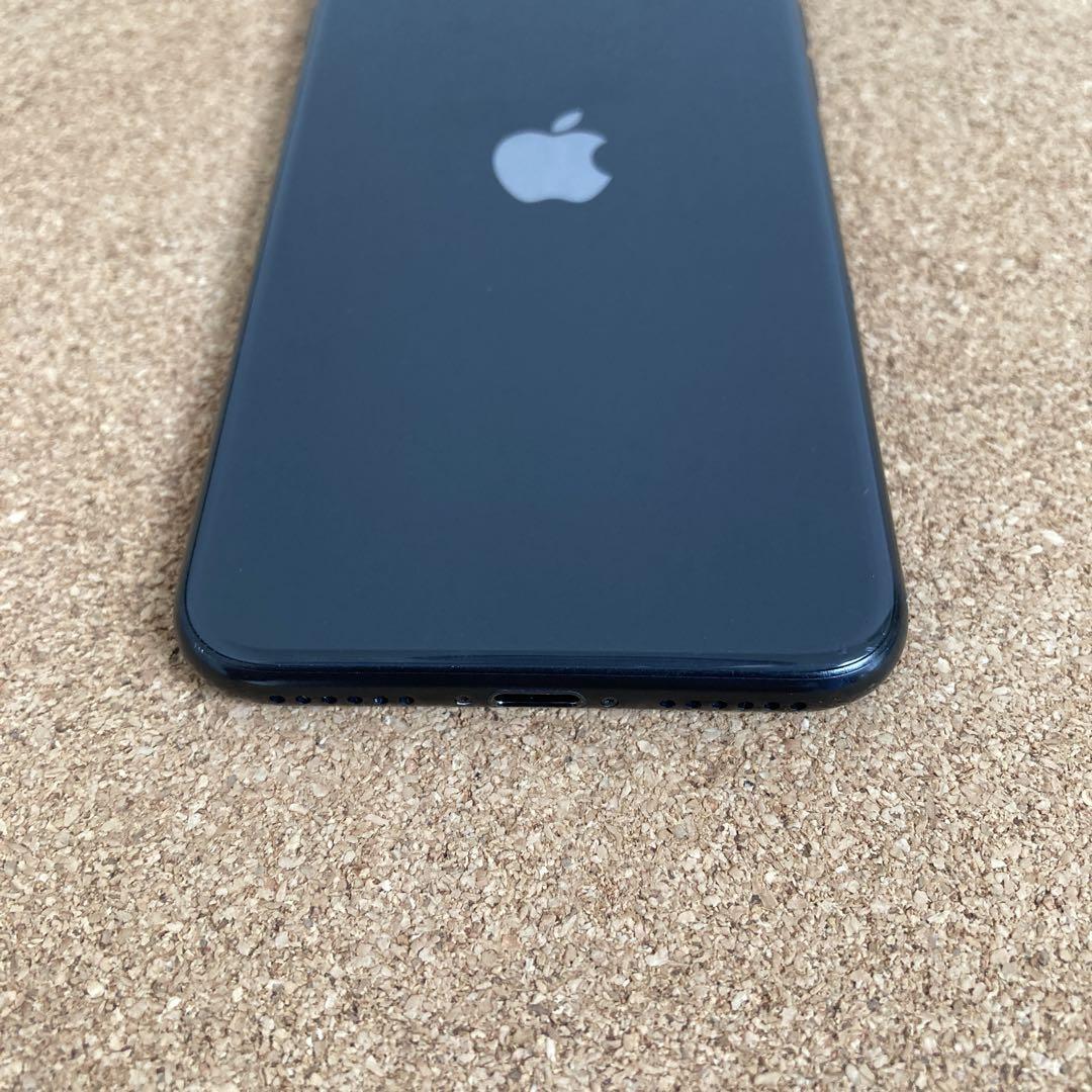 222【早い者勝ち】iPhoneSE2 第2世代 64GB SIMフリー☆