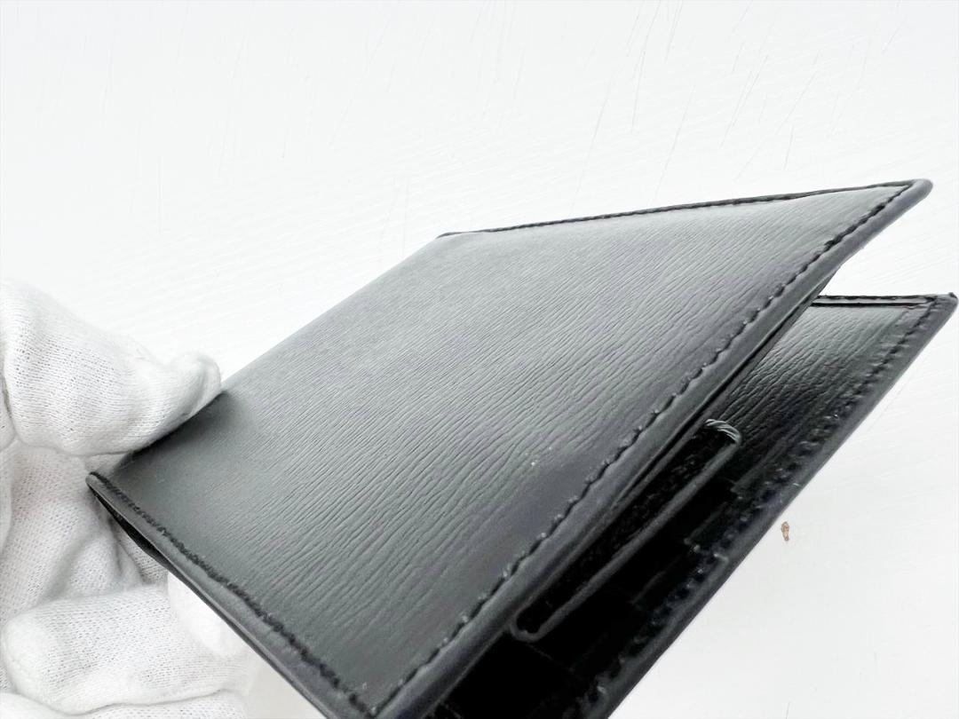 美品　 ジバンシィ　ロゴ　型押し　二つ折り財布　 小銭入れあり　黒　オールド
