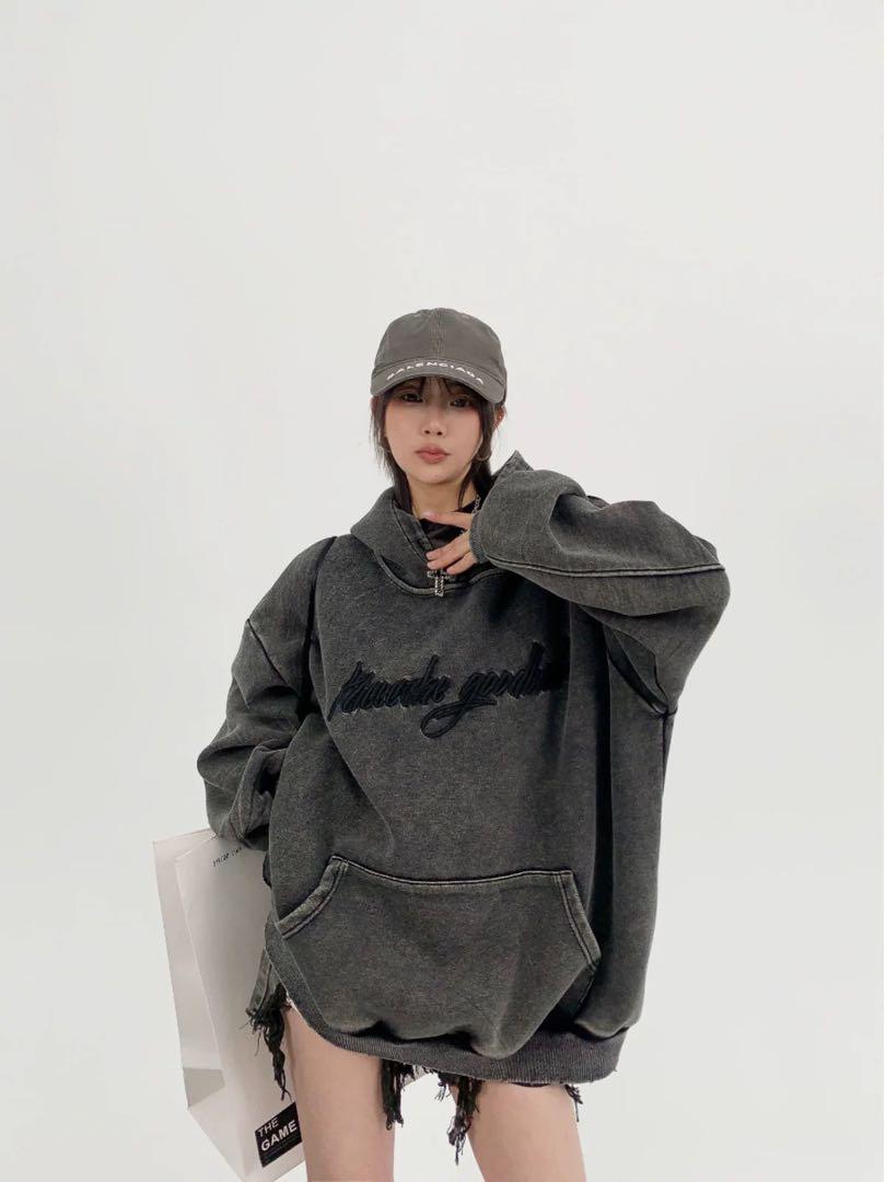 新品 アメリカンレトロプリントフーディー