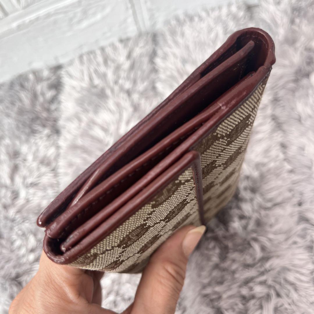 美品✨GUCCI 長財布　ゴールドフラップ　GGキャンバス　ロイヤルレッド