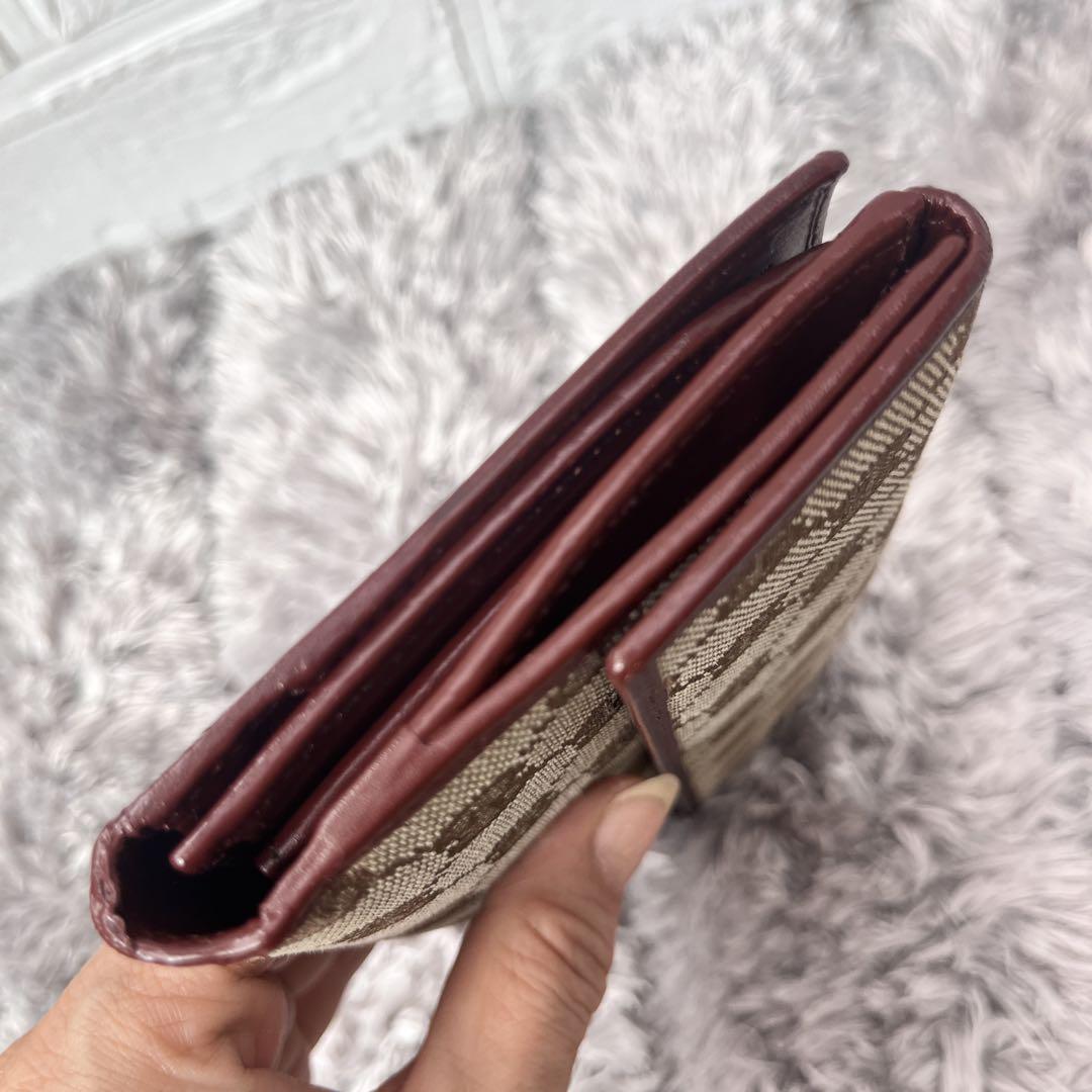 美品✨GUCCI 長財布　ゴールドフラップ　GGキャンバス　ロイヤルレッド