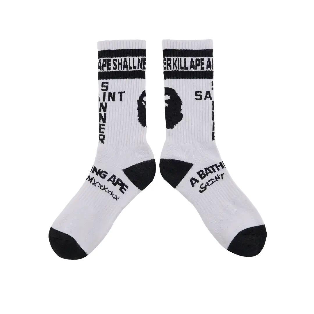 新品　セントマイケル　ソックス　SAINT MICHAEL ブラックとアイボリー 新品 セントマイケル ソックス SAINT MICHAEL ブラックとアイボリー