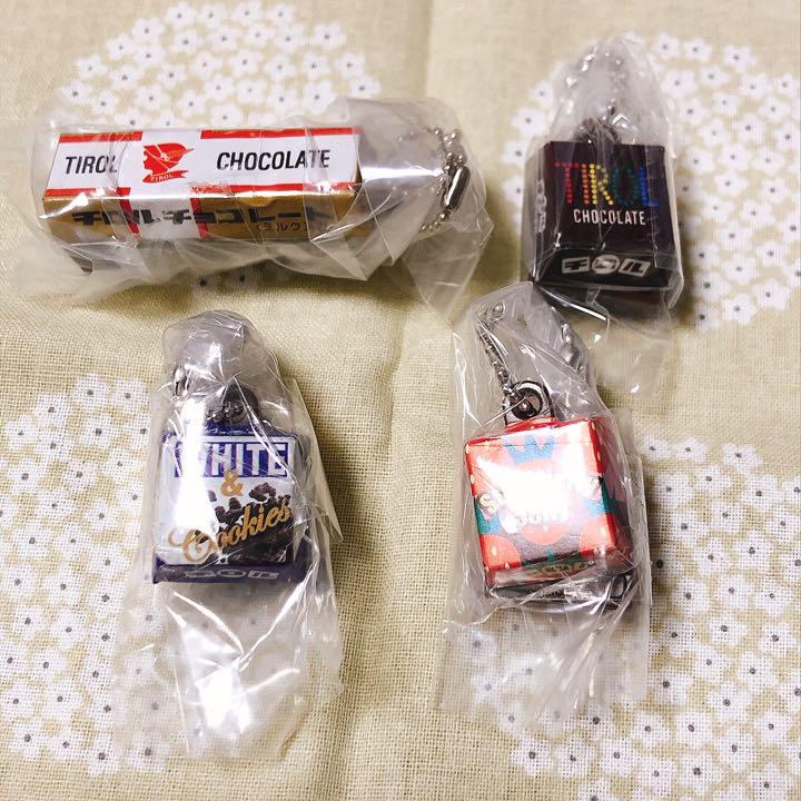 チロルチョコ ミニチュアチャーム コレクション 全8種セット - メルカリ チロルチョコ ミニチュアチャーム コレクション 全8種セット - メルカリ