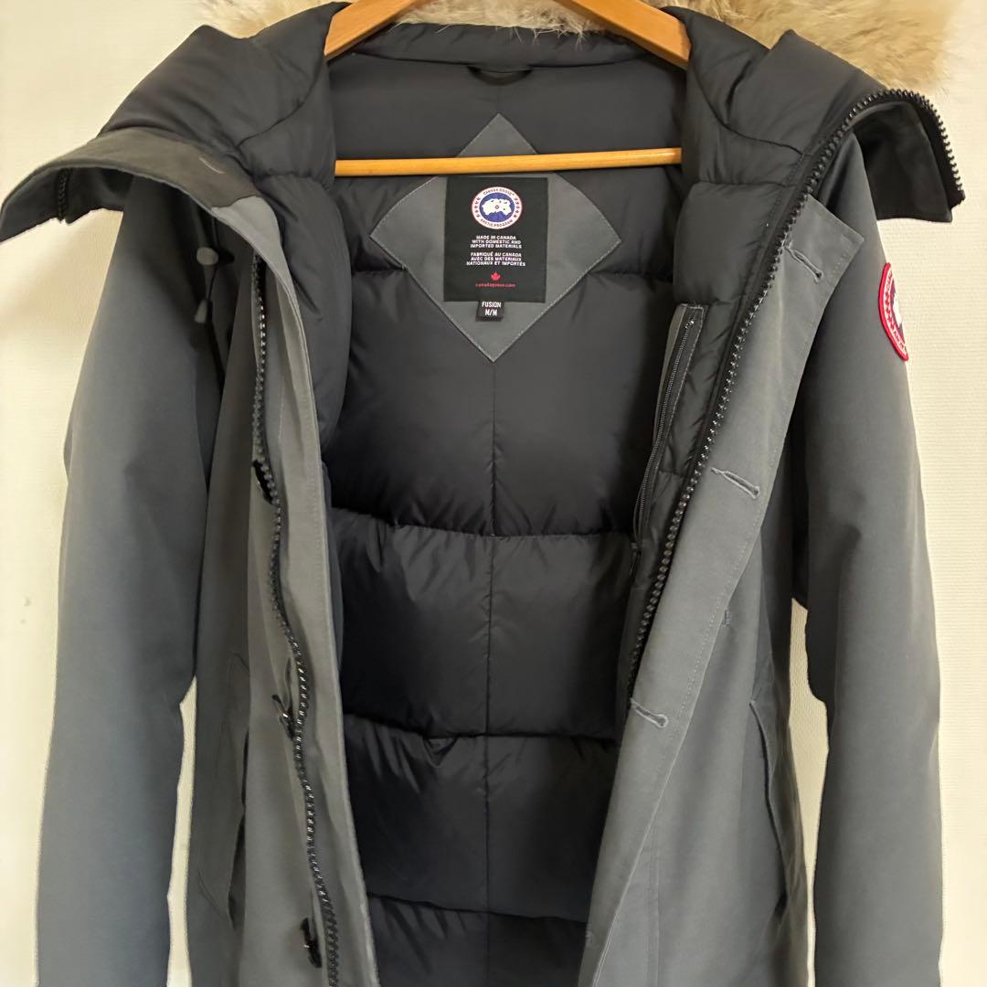 カナダグース ダウンジャケットCANADA GOOSE