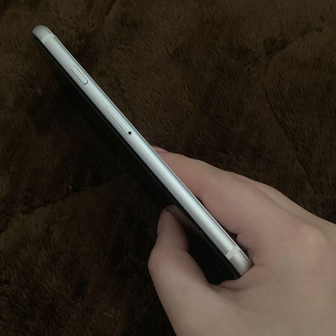 iPhoneSE第2世代 124GB 中古