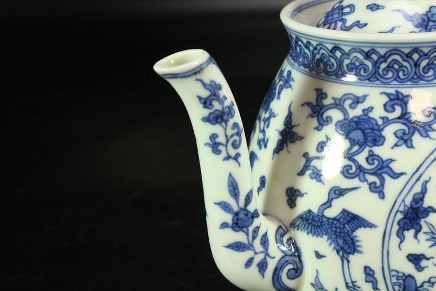 煎茶 桐山造 青花龍紋 水注 瓶 共箱 美品(K-A932) 煎茶 桐山造 青花龍紋 水注 瓶 共箱 美品(K-A932)