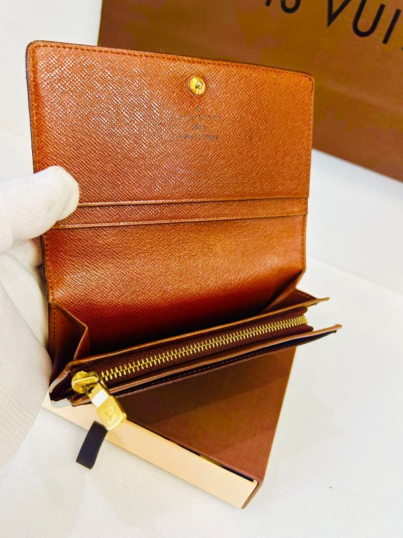 ルイヴィトン モノグラム折り財布