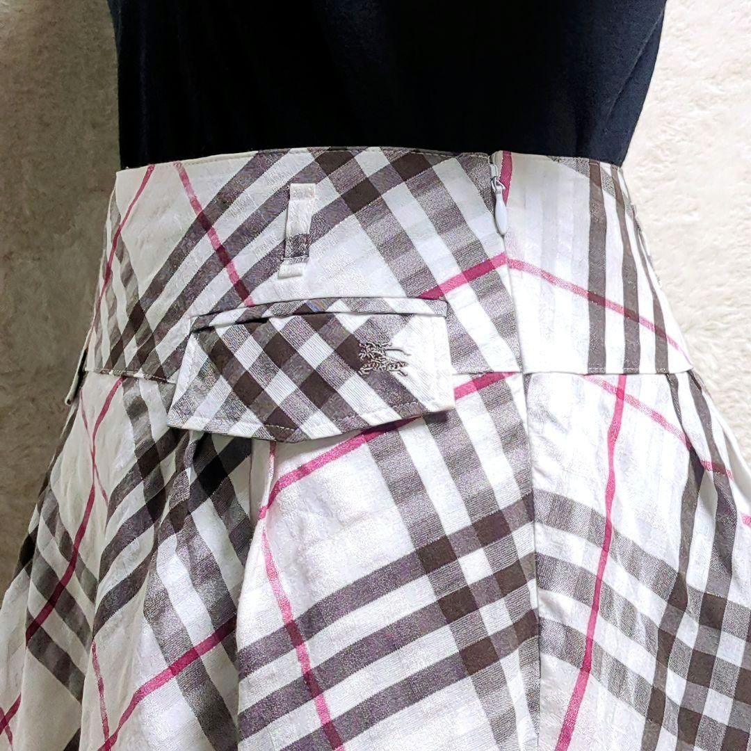 極美品♥バーバリーブルーレーベル♥ノバチェック♥ロゴ刺繍