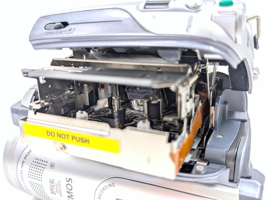 miniDVのダビングに！ Canon ビデオカメラ iVIS HV20 2 Amazon | Canon ハイビジョンデジタルビデオカメラ iVIS