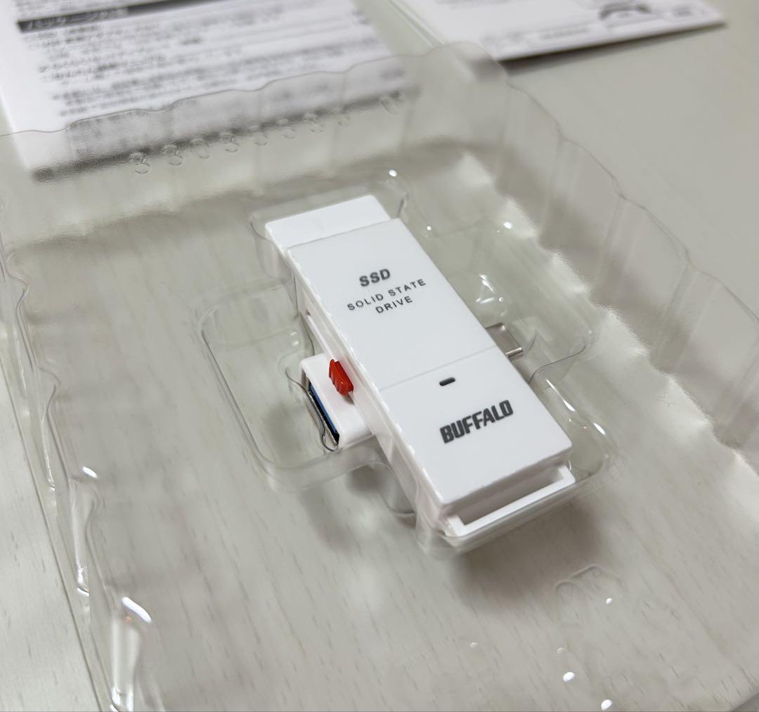 【新品未使用】 BUFFALO ポータブルSSD 2.0TB