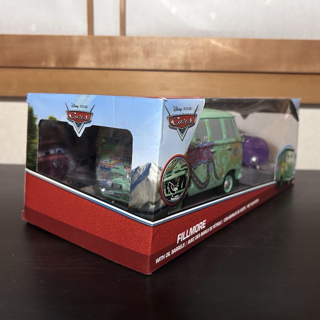 JADA TOYS 1/24 カーズ フィルモア オイル缶セット - メルカリ