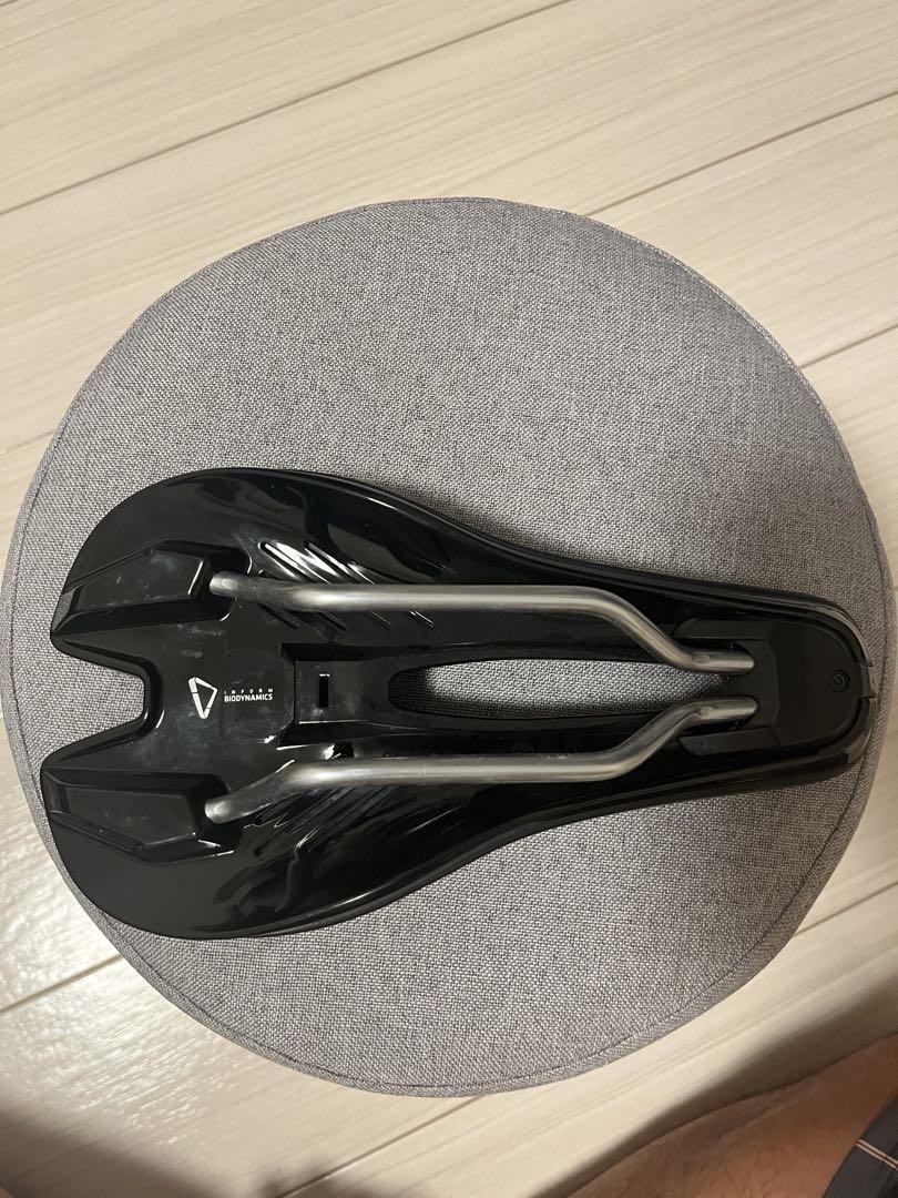 BONTRAGER Hilo Comp  ボントレガー　サドル