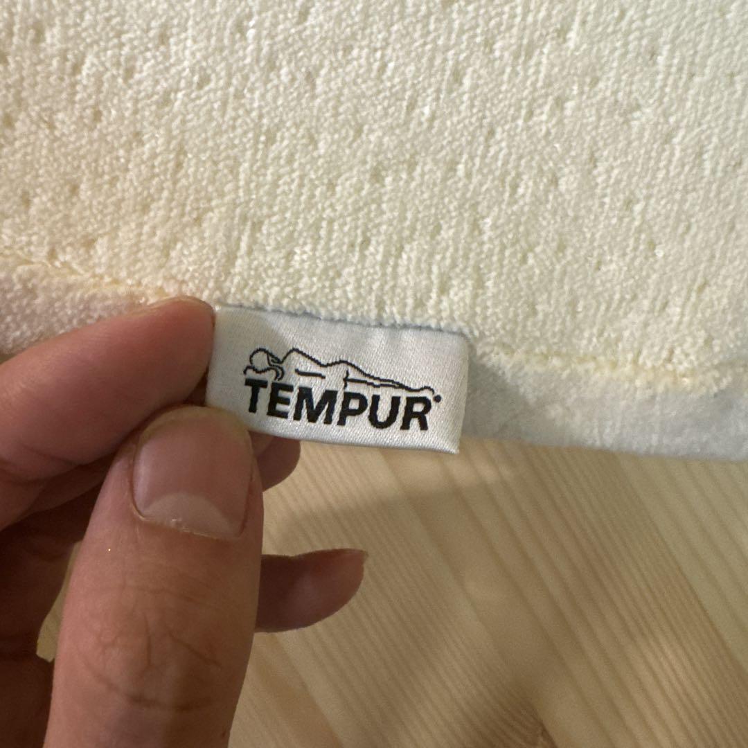 TEMPUR ミレニアムピロー M 一週間のみ使用　枕　テンピュール
