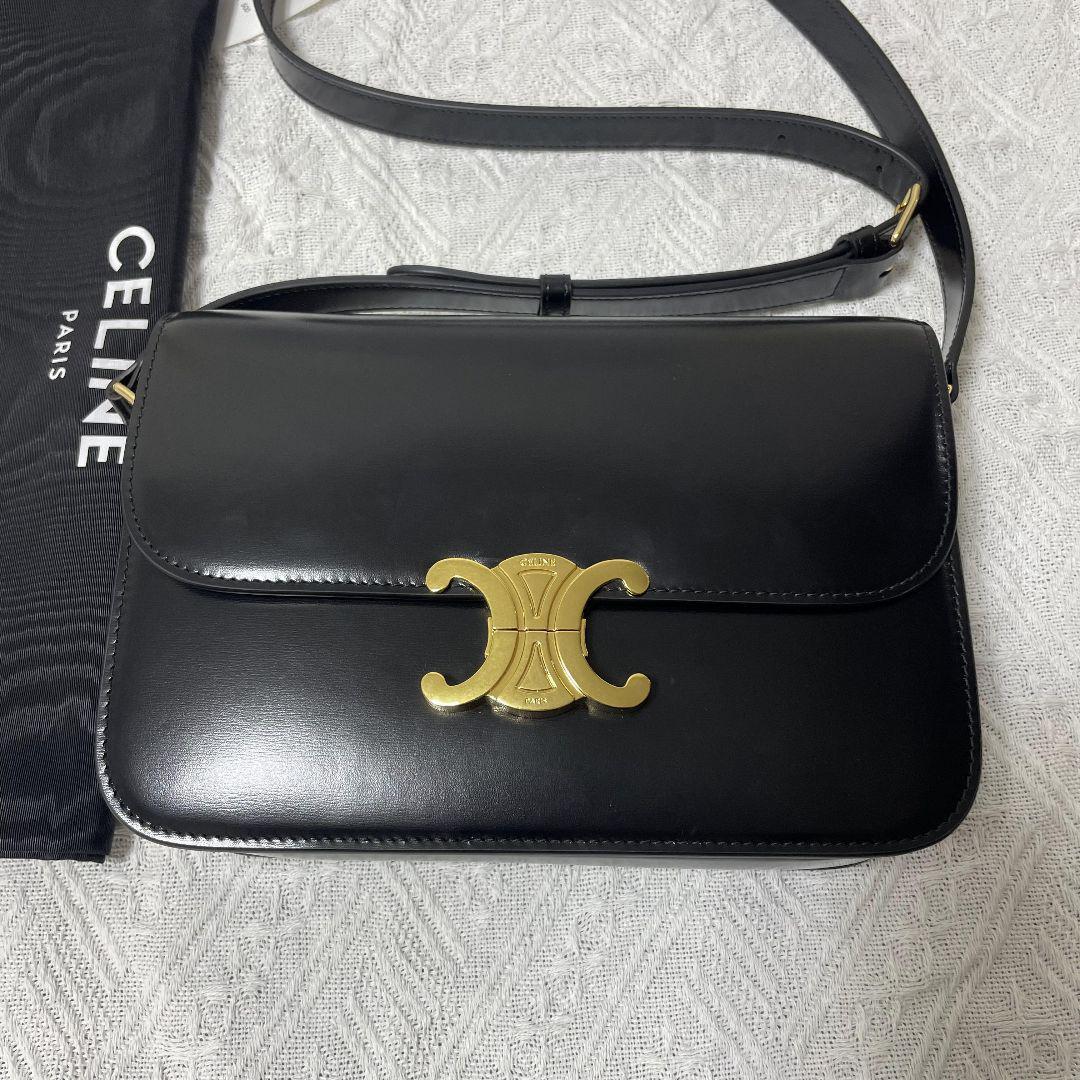 CELINE クラシック ミディアムトリオンフバッグ - メルカリ