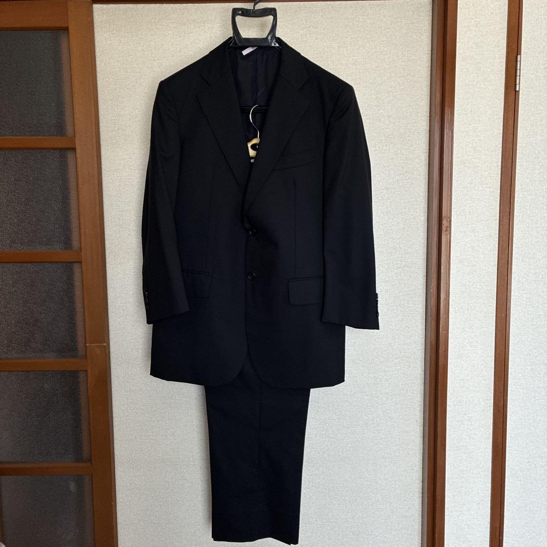 Burberry濃紺スーツ