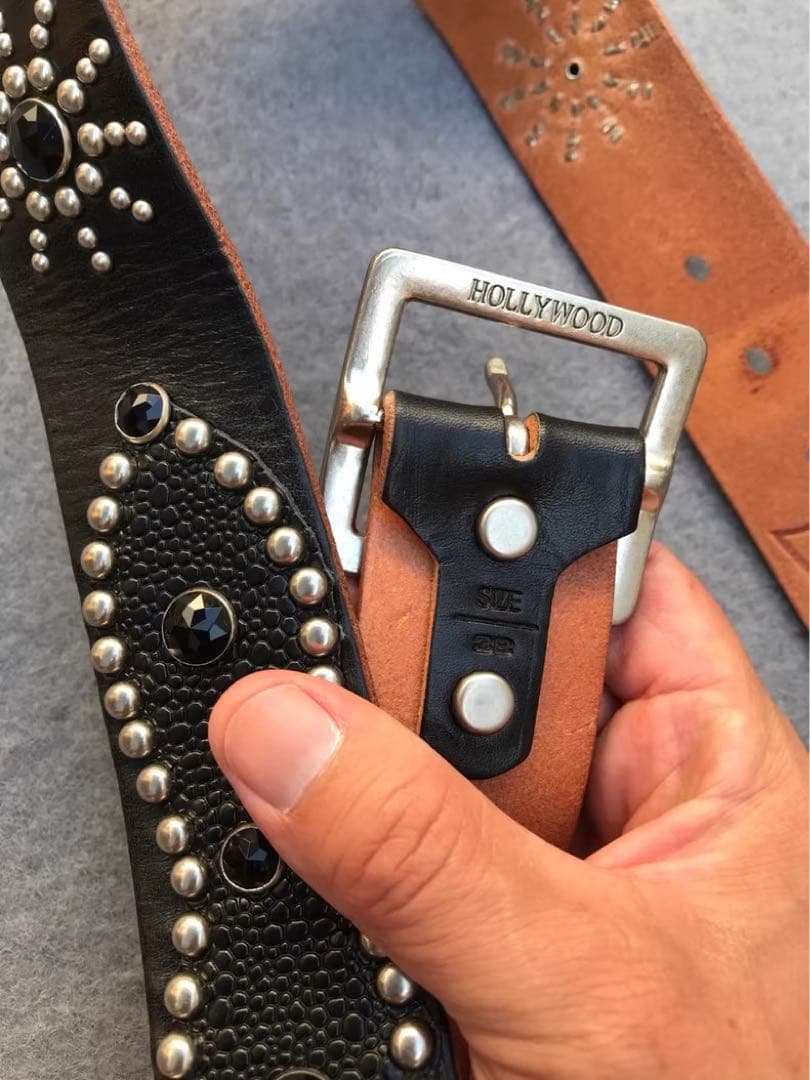 スタッズベルト　HTC 　 ブラックベルト