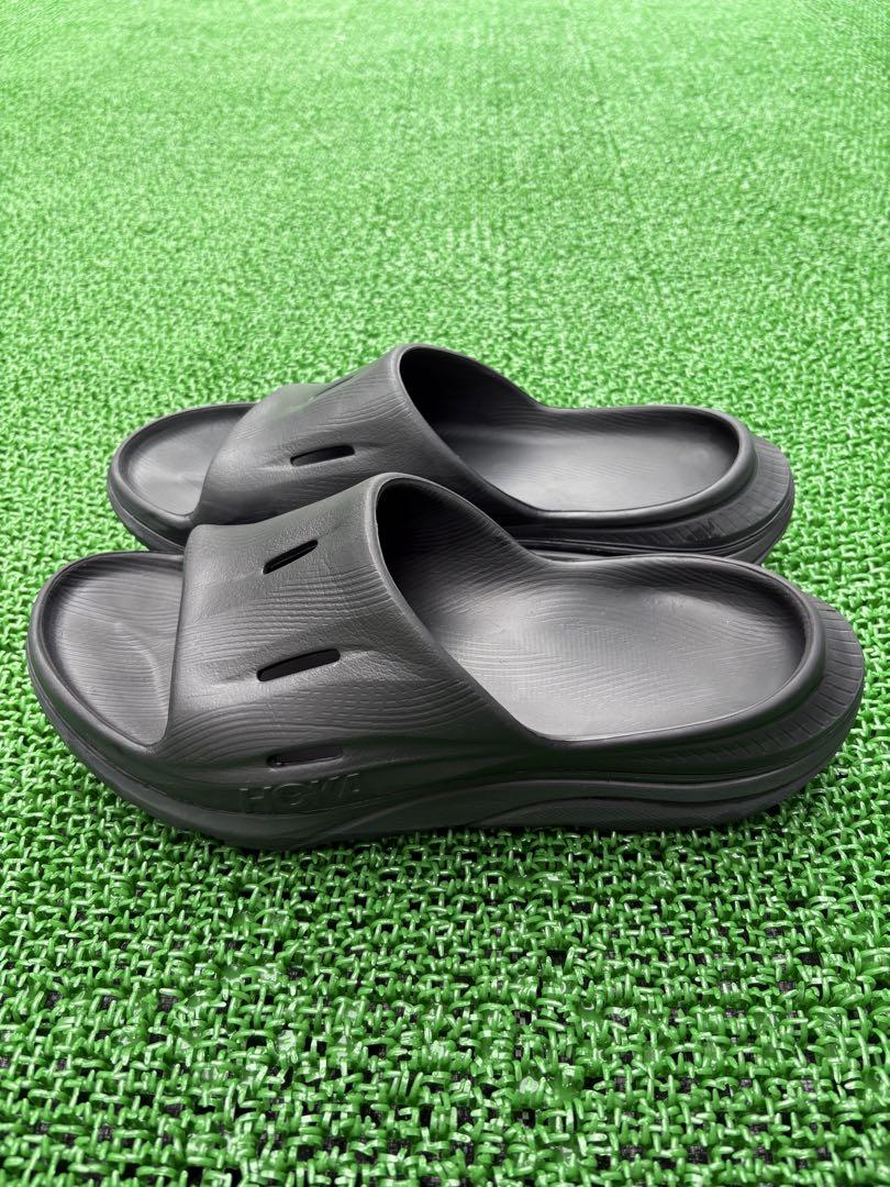 HOKA リカバリーサンダル