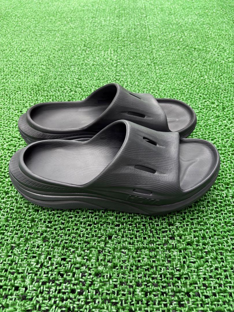 HOKA リカバリーサンダル