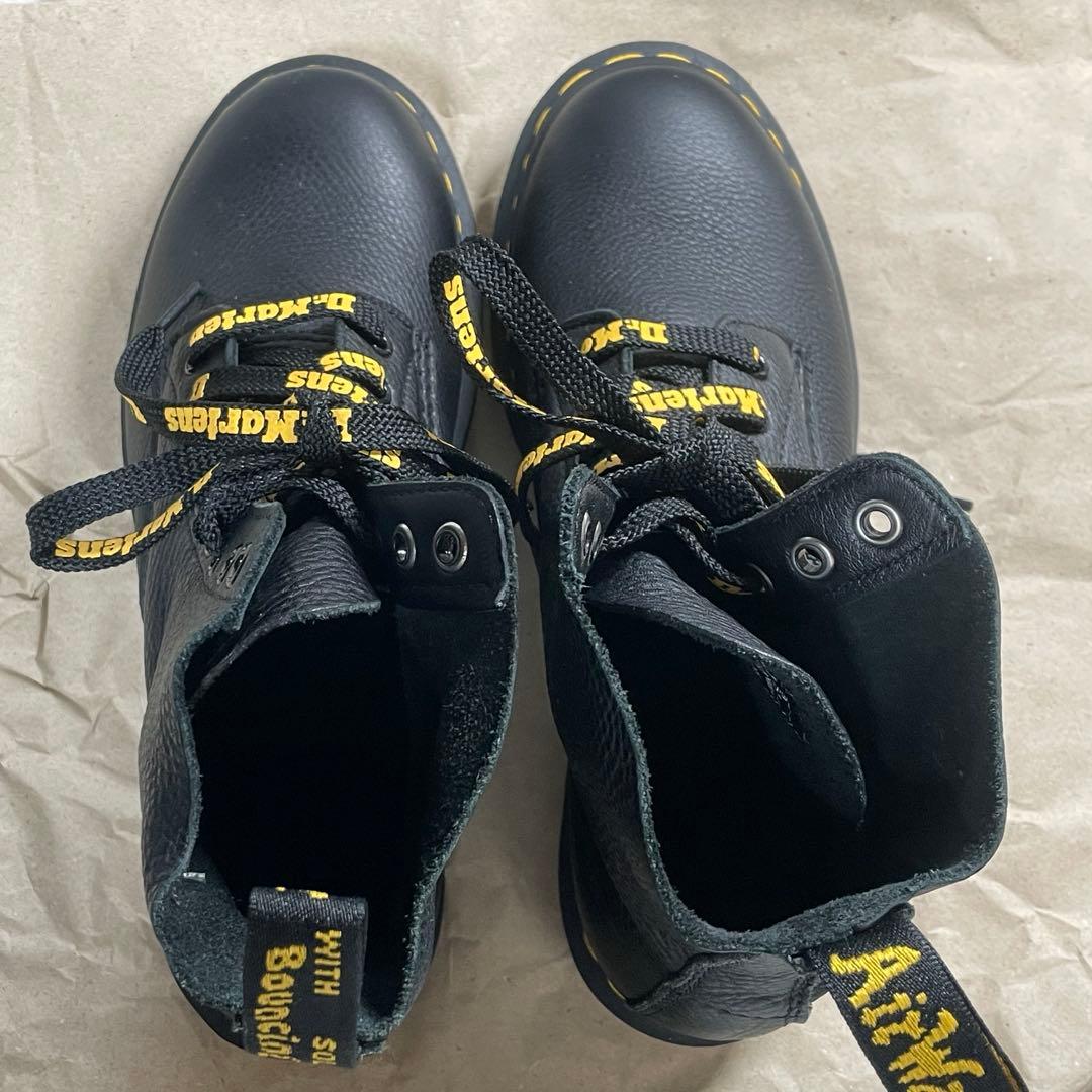 ドクターマーチン　1460 Pascal UK6