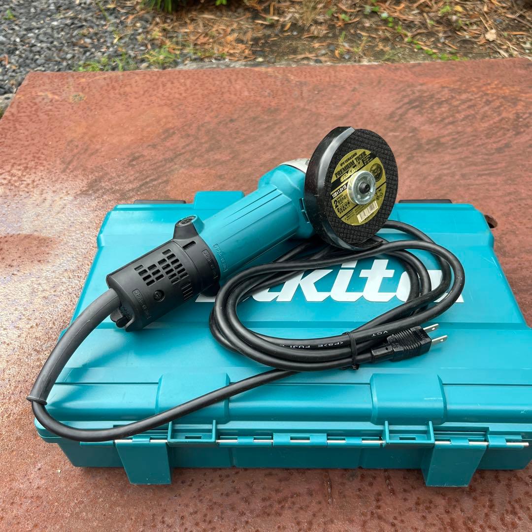 おまけ多数付き makitaマキタ100㎜ディスクグラインダ9533BLMakita