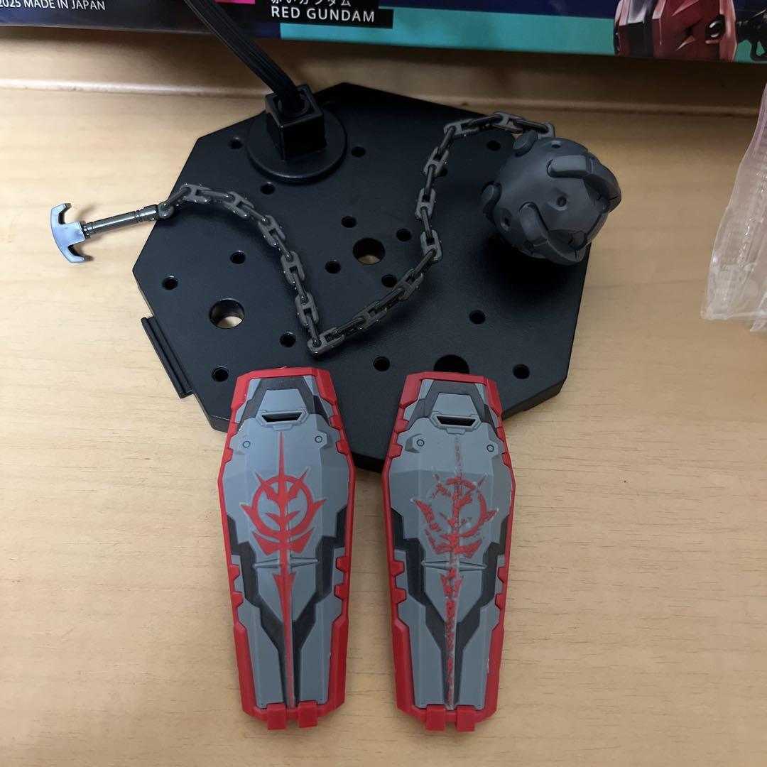 【組立済】ガンプラHG 赤いガンダム ジークアクス GQuuuuuuX