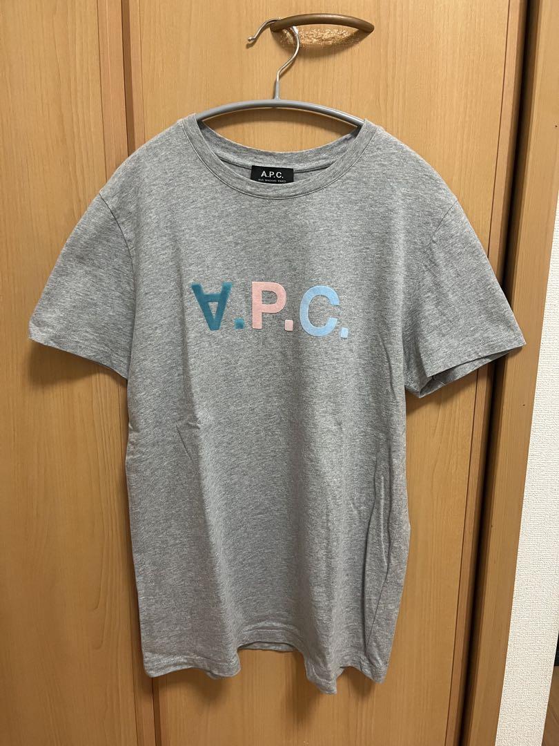 A.P.C. ロゴ Tシャツ グレー Sサイズ A.P.C. グレー ロゴ Tシャツ S - メルカリ