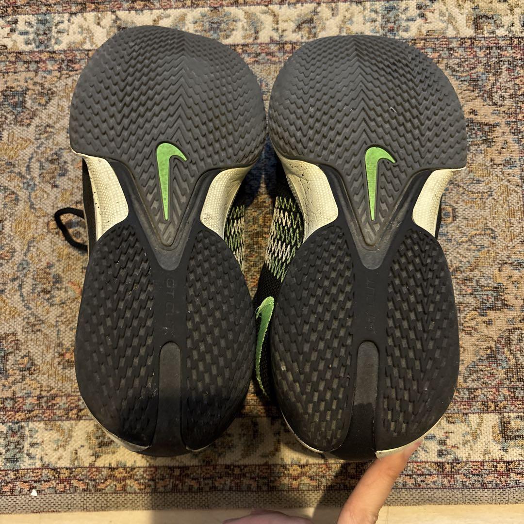 【完売品】NIKE GTカットアカデミー 28cm