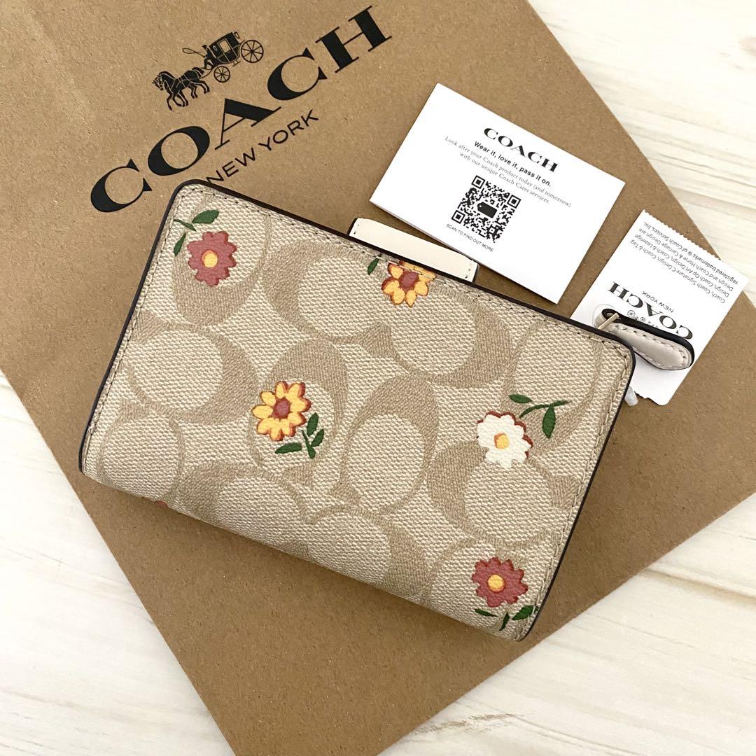 新品未使用COACH コーチ 2つ折り財布 花柄 フラワー レディース