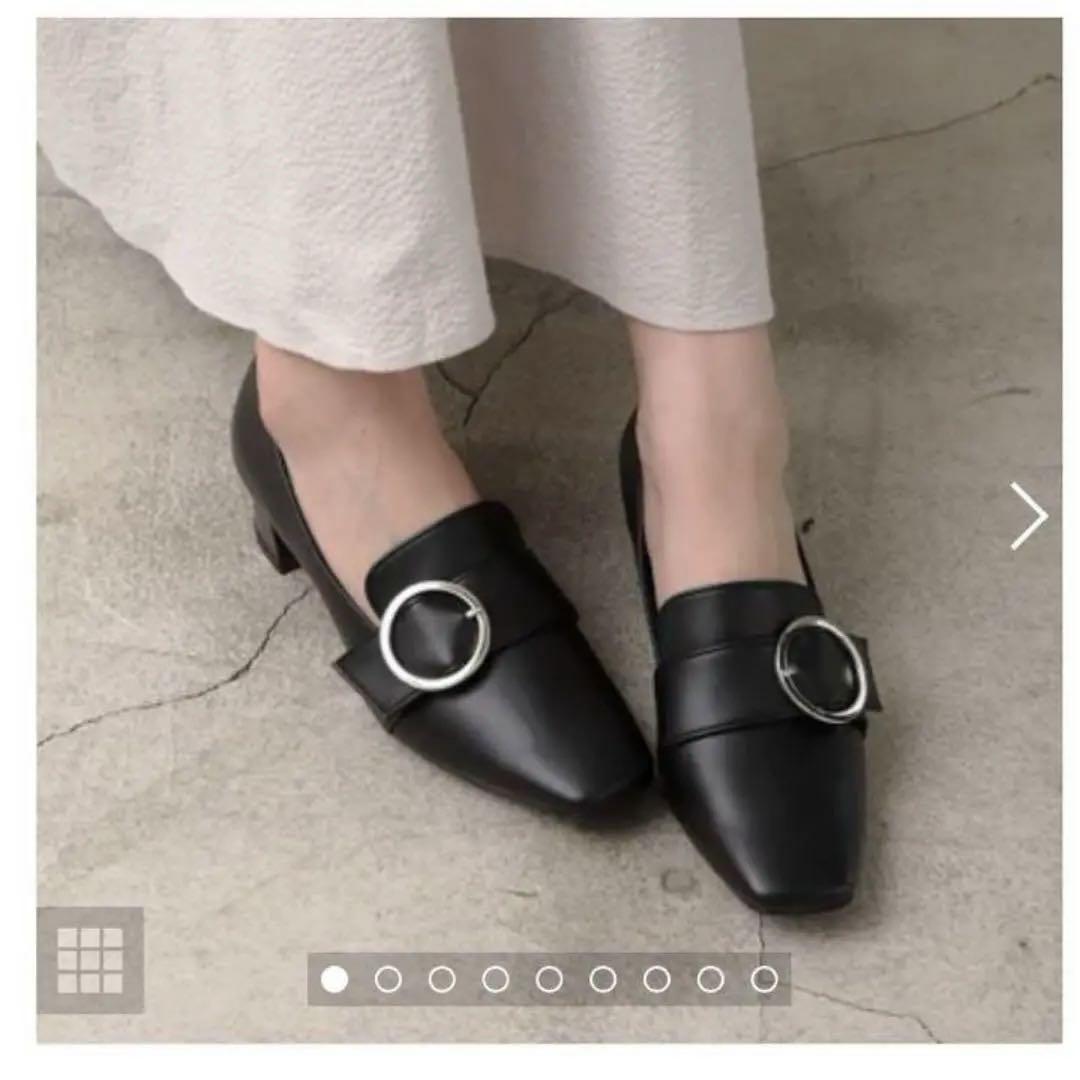 未使用品✨ラウナレア22.5スクエアベルトバックルパンプス