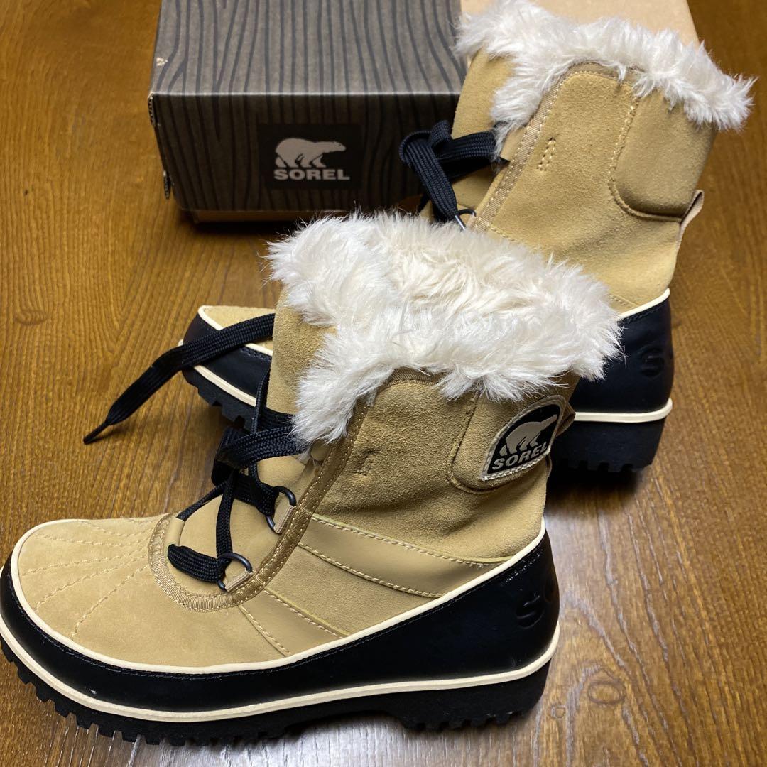 SOREL ファー付きウィンターブーツ