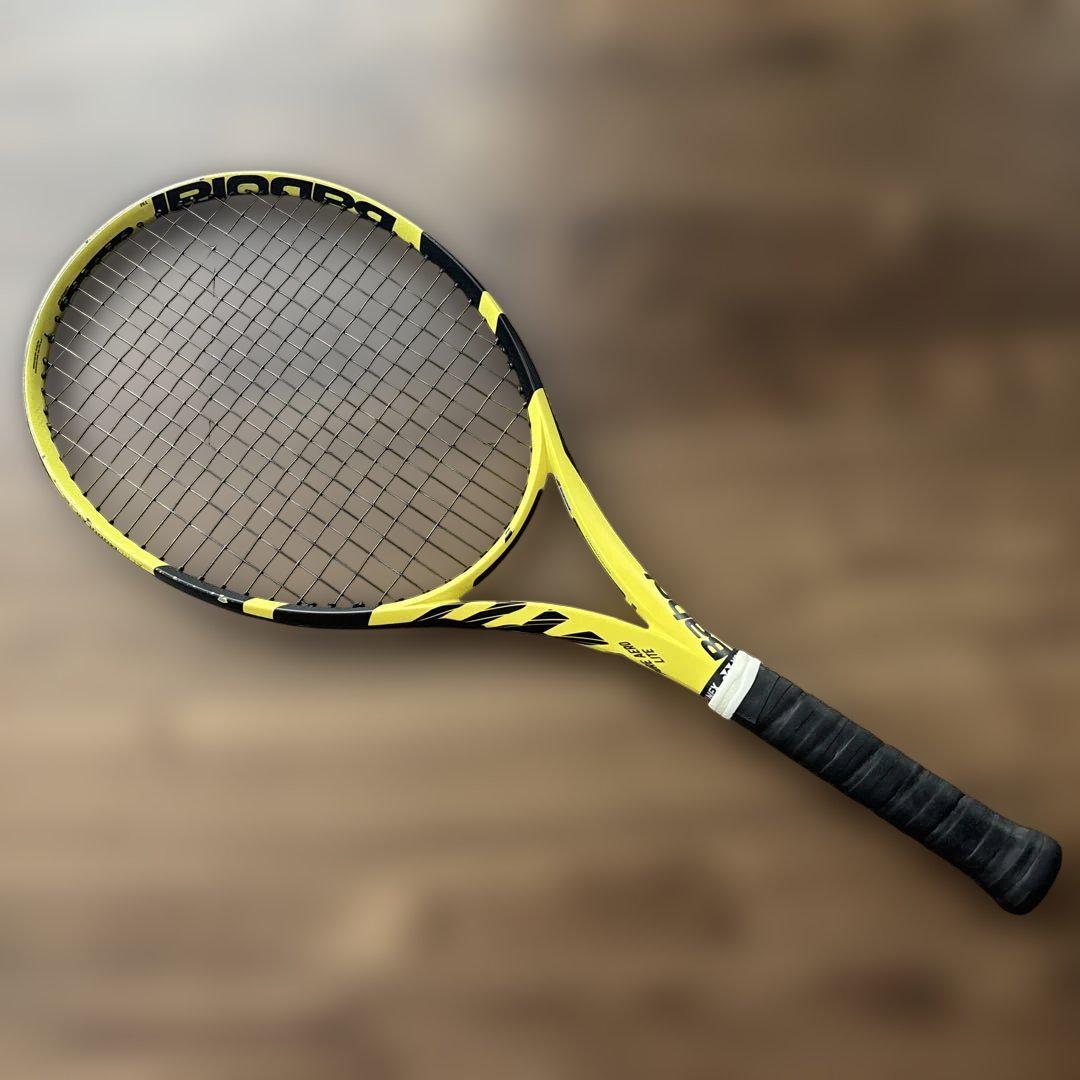 Babolat ピュアアエロライト　G2 ストリング張り替え済