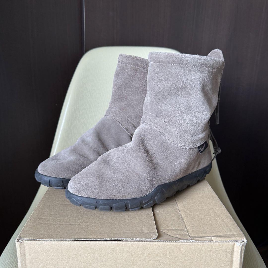 2017製　AIR CHUKKA MOC ULTRA smoke black