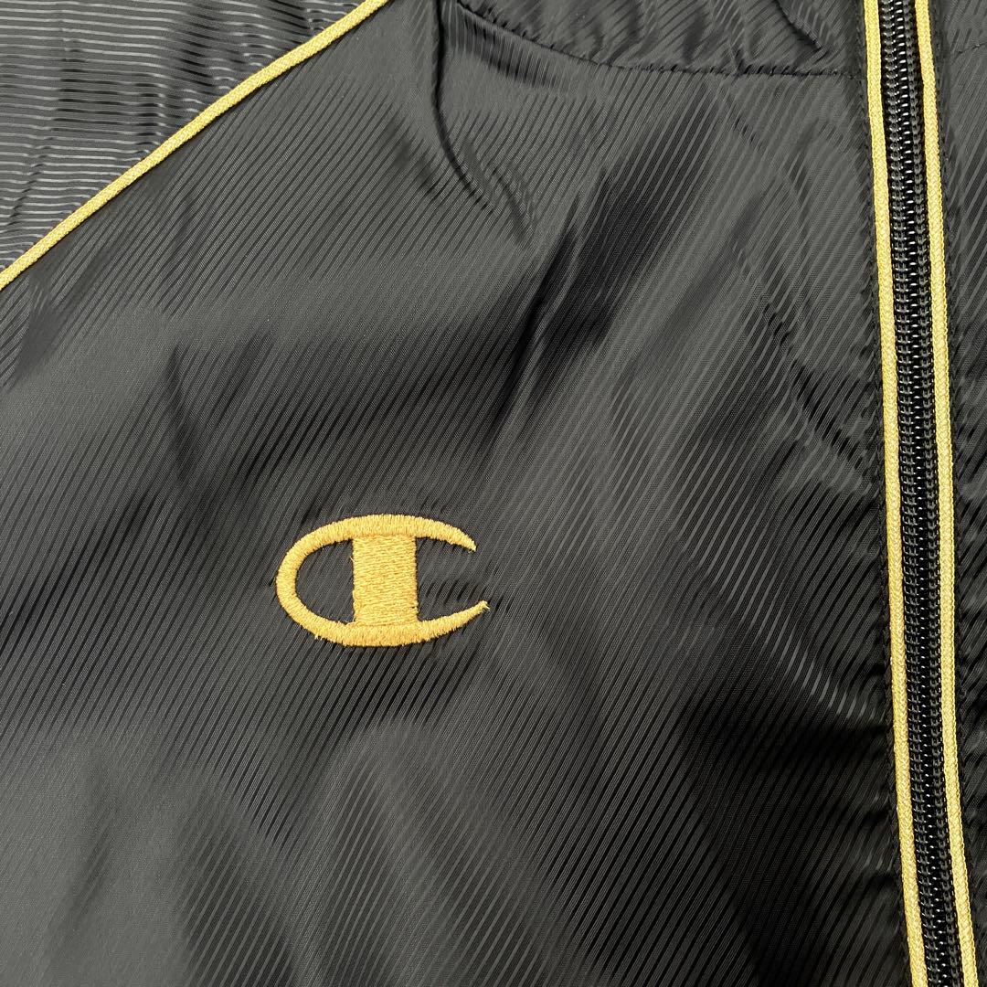 新品未使用品 防風/保温/撥水 チャンピオン Lサイズ ウインドブレーカー 新品未使用品 防風/保温/撥水 チャンピオン Lサイズ ウインドブレーカー