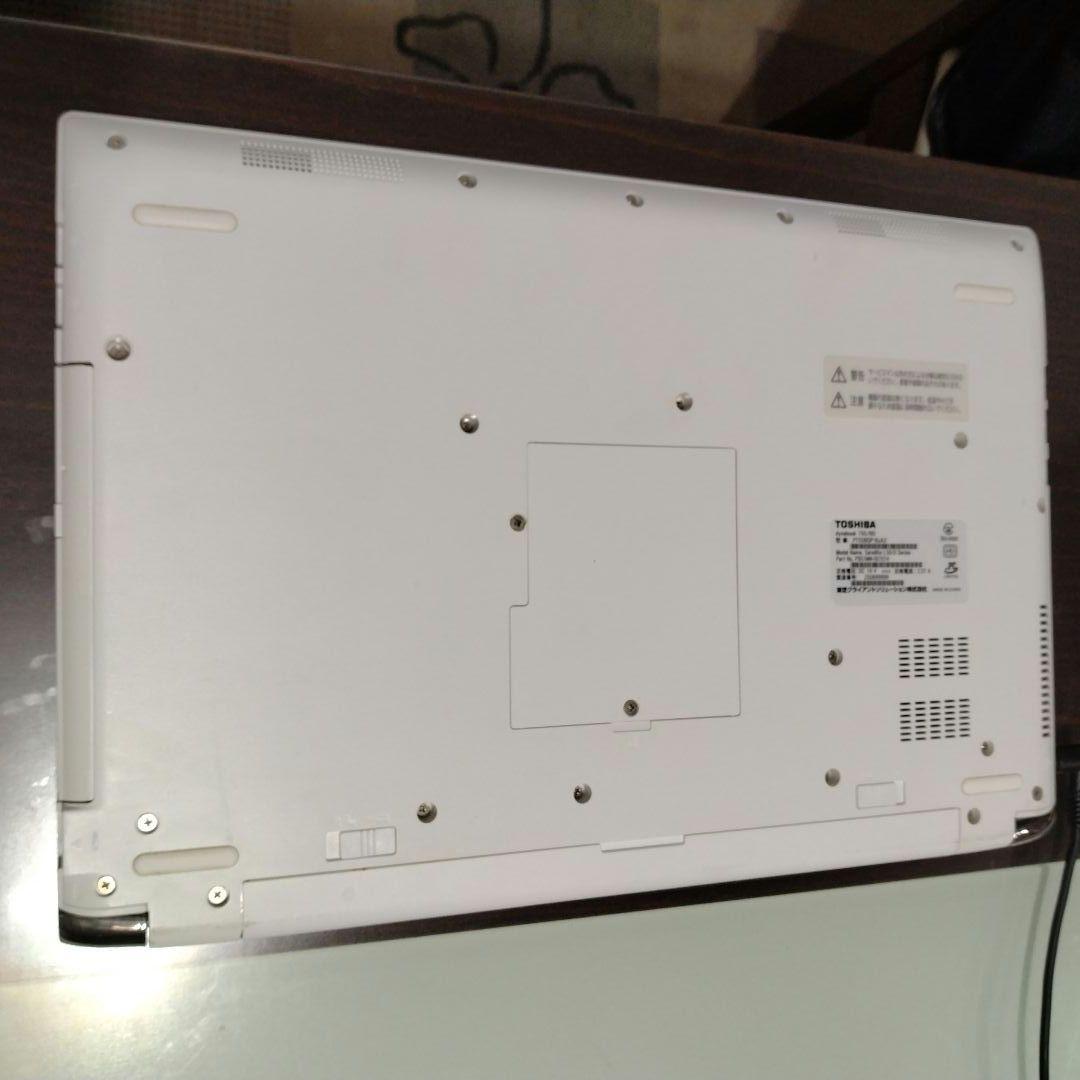 【美品】　ノートｐｃ 東芝 dynabook T55/BG　Windows 10