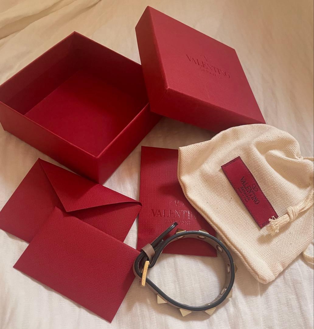 VALENTINO GARAVANI スタッズブレスレット