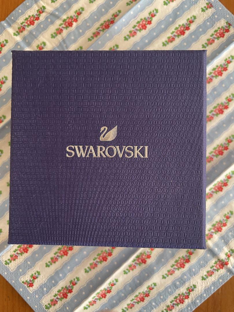 Swarovski ゴールド ドロップ型ピアス