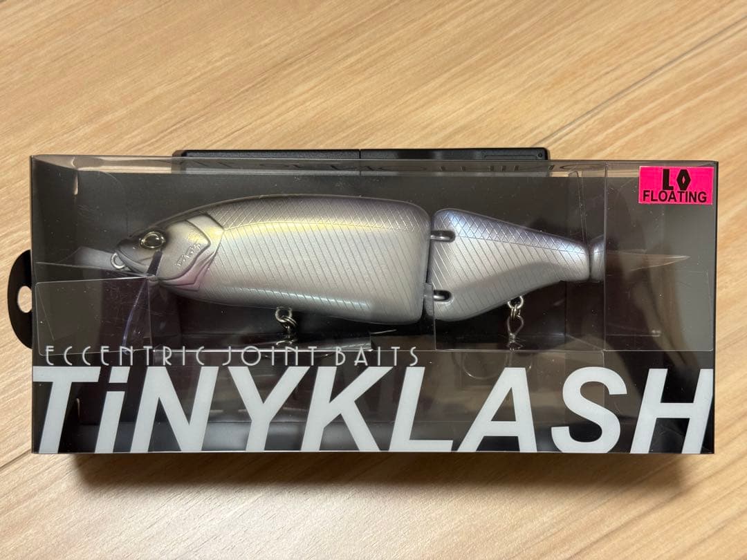 TiNY KLASH Low joythiefDRT