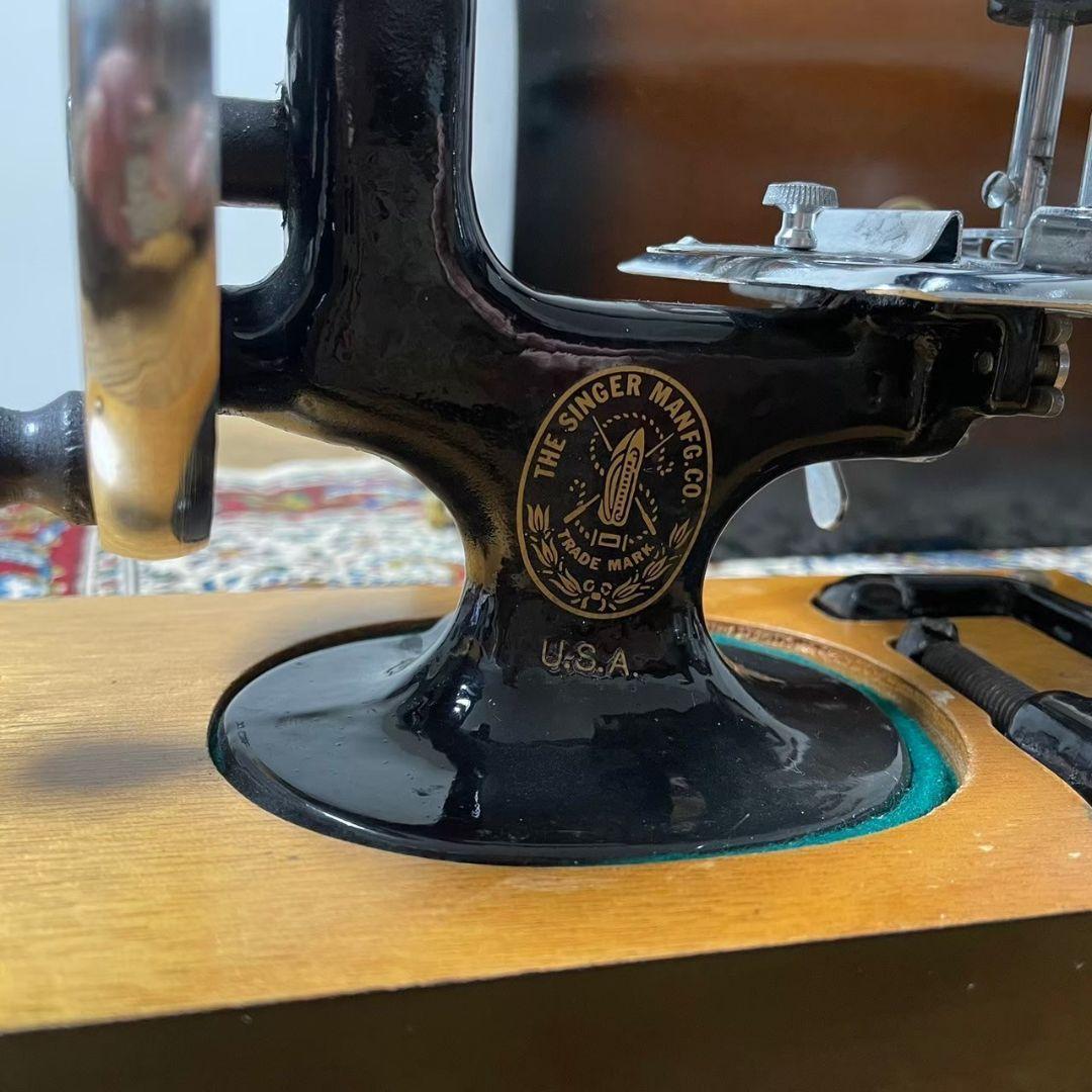 SINGER 1920年代　トイミシン　アンティークミシン　ヴィンテージ　USA