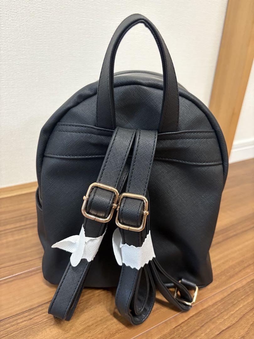 Kuromi ハート型リュック 黒　りぼん
